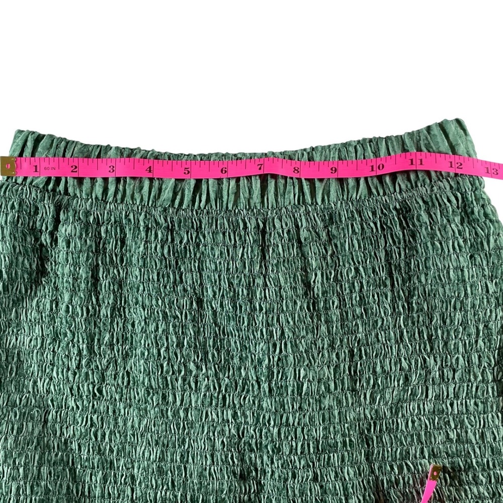 JOA Women's Smocked Midi Skirt Ruffled Hem Green Size M Feminine
New with Tags - Picture 3 of 5